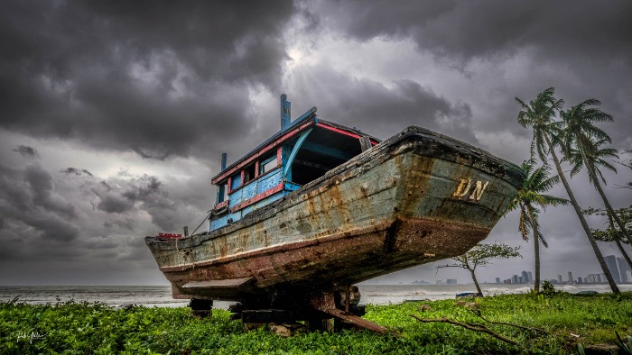 Abandoned boat at Da Nang © Rob Gale