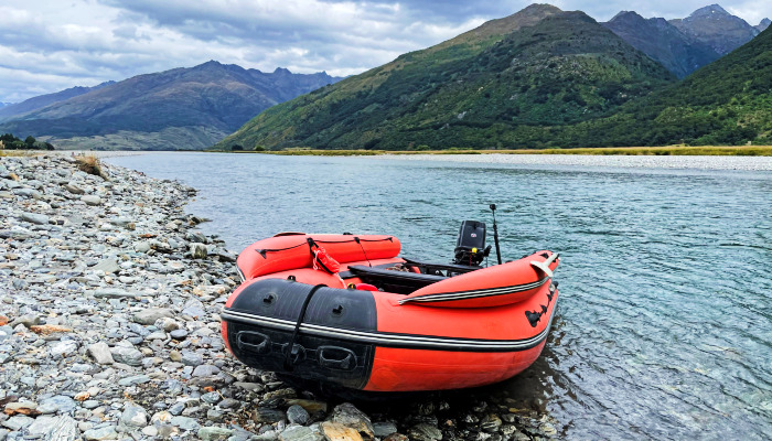 Lance Manins' SibRiver inflatable jet boat